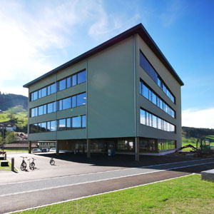 Schulhaus und Mehrzweckgebäude Rothenthurm // 2010